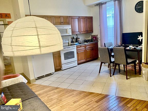 2nd image of 20 N 40th St #26