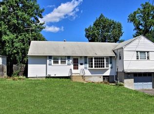 74 Capt Shankey Dr, Garnerville, NY 10923