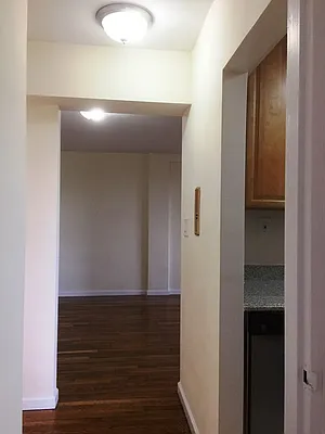 Rented by Prime Realty | media 19