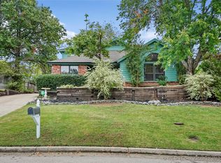 7429 S Maplewood Ave, Tulsa, OK 74136