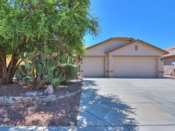 2nd image of 647 W Desert Valley Dr