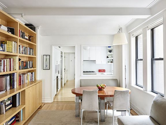 4th image of 119 E 84th St APT 2A