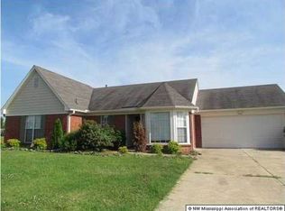 1835 Central Trails Dr, Southaven, MS 38671