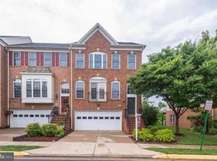 2824 Wakewater Way, Woodbridge, VA 22191