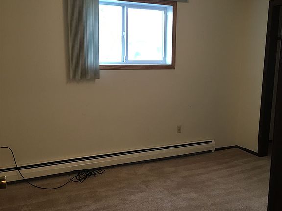 1 & 2 bdrm bedroom (1)