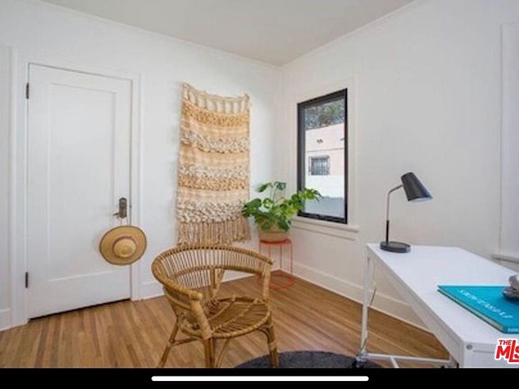 5th image of 3758 Dover Pl