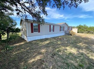 175 Elm Rd, Lakehills, TX 78063