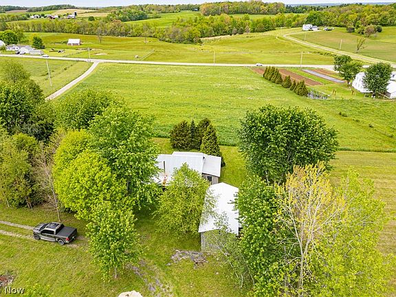 5th image of 12967 Pleasant Valley Rd