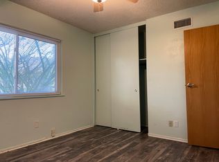 210 E Shady Grove Dr #1, Riverside, CA 92507