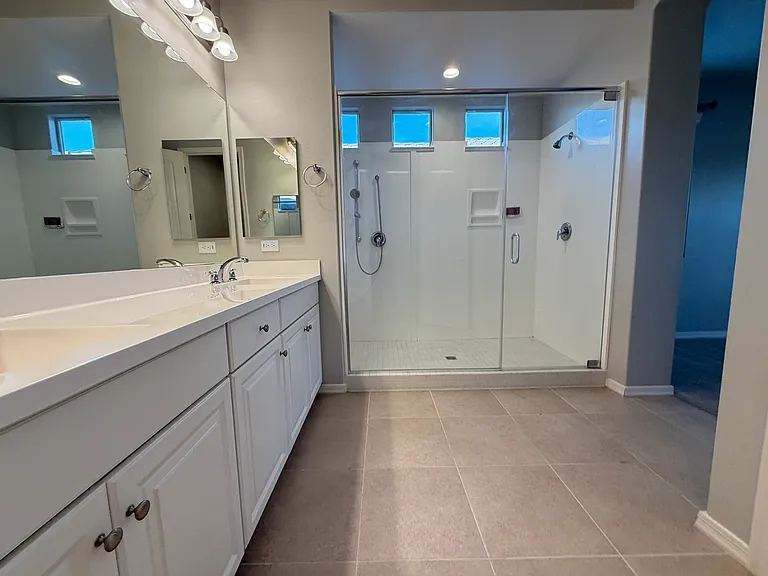 4138 E Jones St — Photo 28