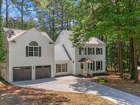 2600 New Oxford Dr, Apex, NC 27539