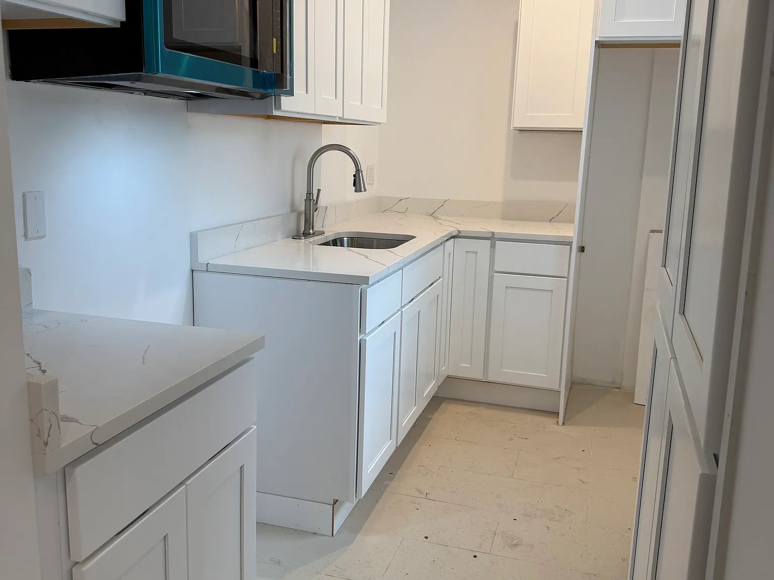 3 bed, $2,350 — Photo 2