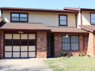 1703 Villa Dr, Columbia, MO 65202