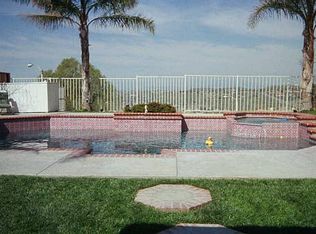 18541 Olympian Ct, Santa Clarita, CA 91351
