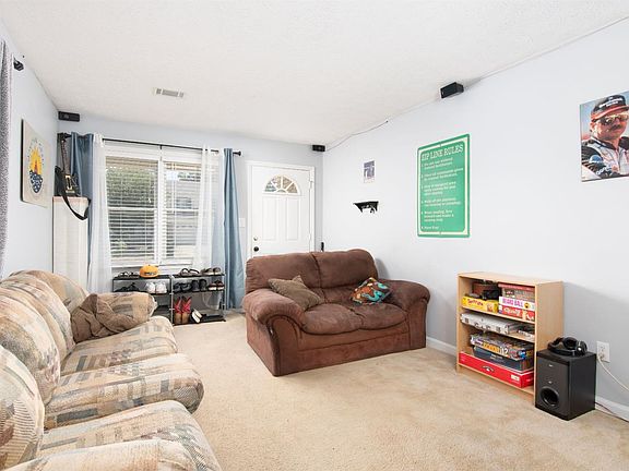 5th image of 411 Charles Clayborne Ct #B