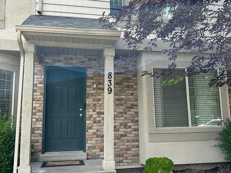 839 Independence Ave — Photo 19