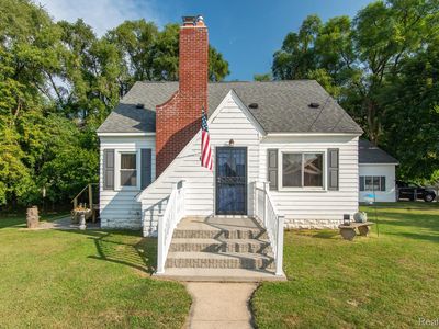 657 Monroe Ave, Mount Morris, MI, 48458