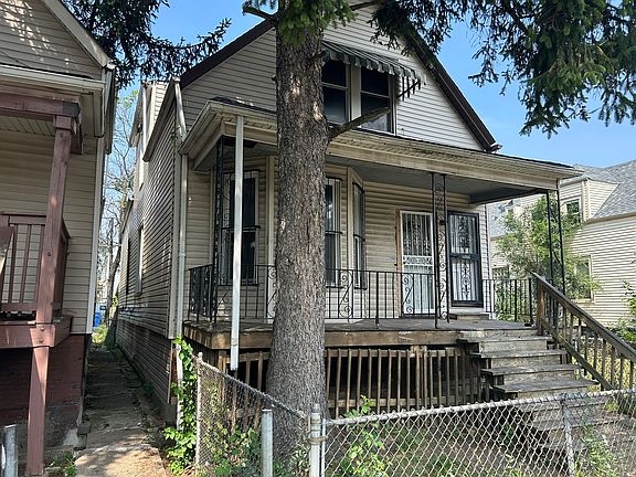 2nd image of 7010 S Marshfield Ave