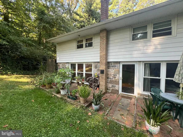 288 Paxon Hollow Rd, Media, PA 19063