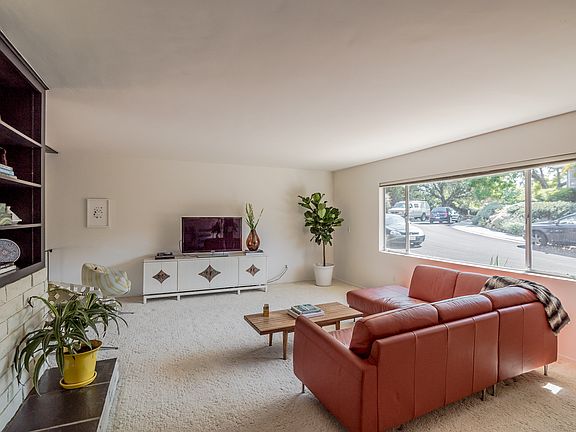 4th image of 8522 Boulder Dr