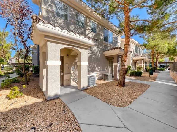 9050 W Warm Springs Rd Unit 2058, Spring Valley, NV 89148