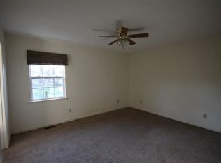 51 N D St, Hillsboro, TN 37342