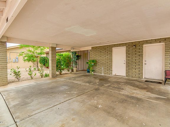 5th image of 3001 W Villa Theresa Dr