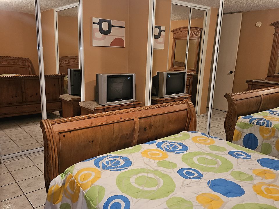 1st image of 501-703187 Jardines De San Fernando APT 215