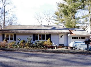 9 Birch Rd, Sloatsburg, NY 10974