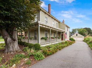 44 Hillside Rd, Chester, NJ 07930