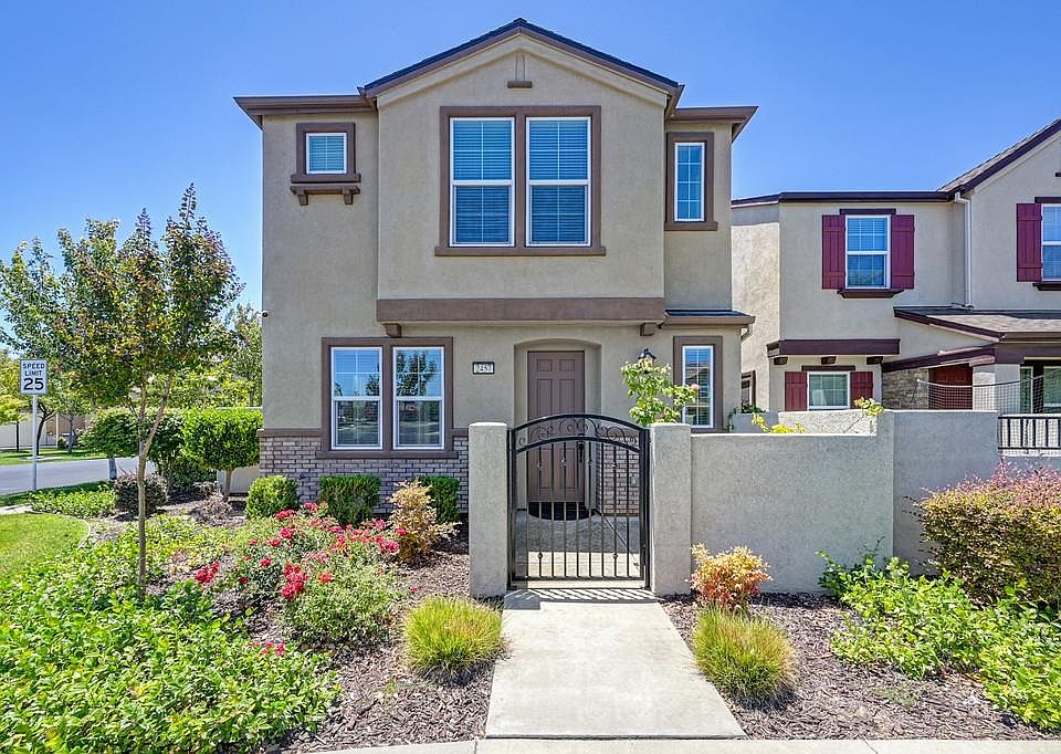 1st image of 2457 Pleasant Grove Blvd