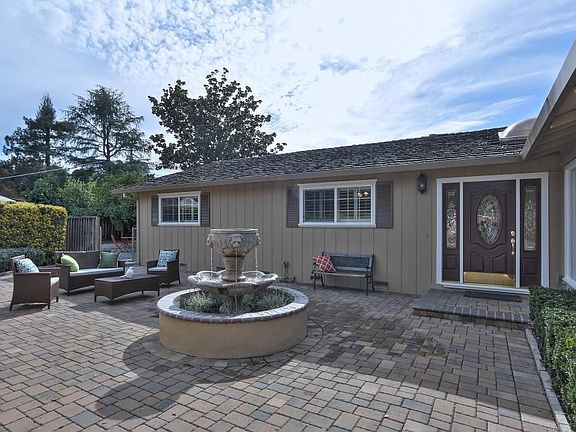 3rd image of 1214 Chateau Dr