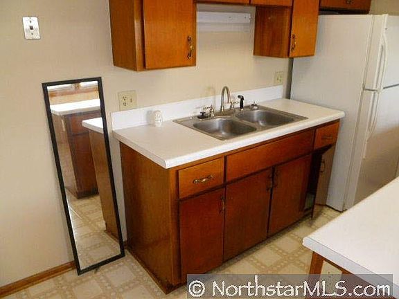 4th image of 1494 21st Avenue NW