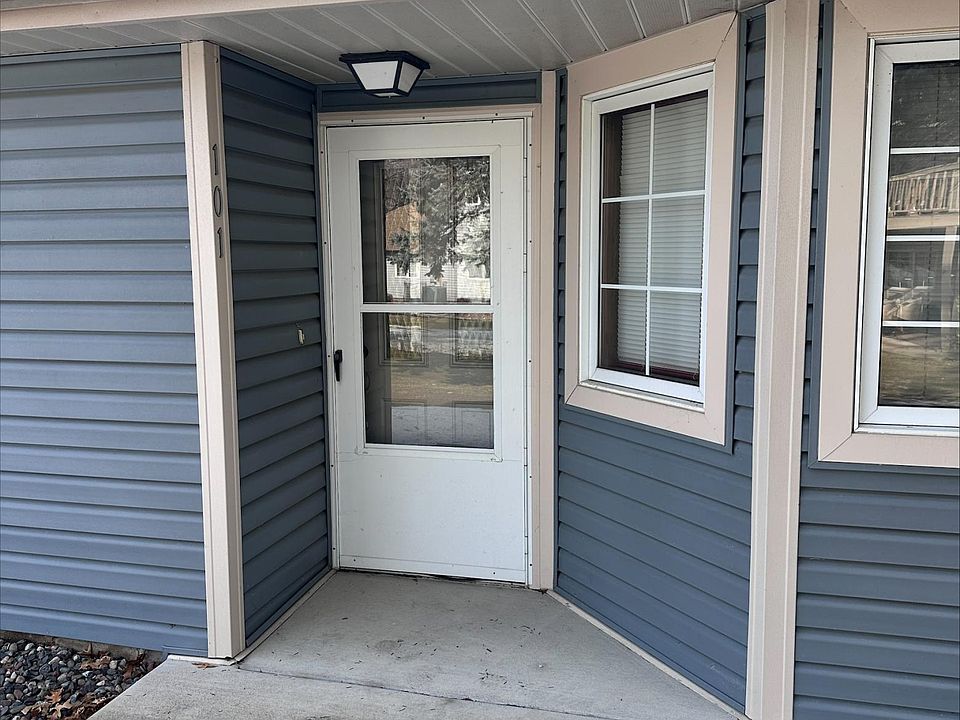 1st image of 800 98th Ave NW #101NW