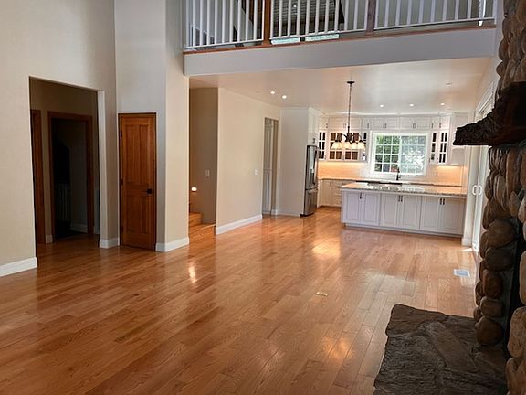 2nd image of 9030 Bosque Ct