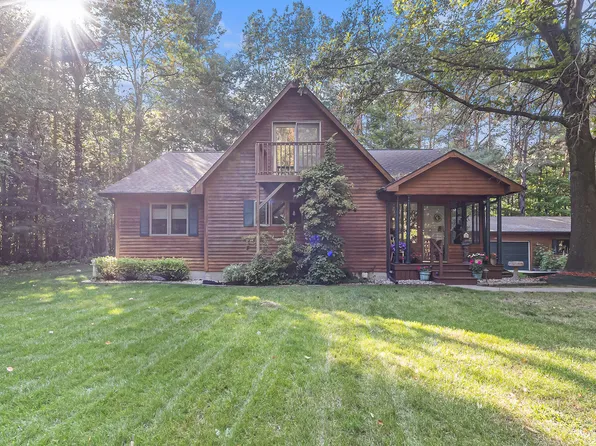 1076 N Dennis Rd, Ludington, MI 49431