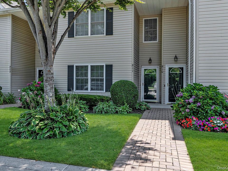 1st image of 911 Altessa Boulevard