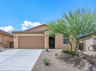 694 W Calle Las Varitas, Sahuarita, AZ 85629
