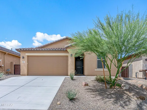 694 W Calle Las Varitas, Sahuarita, AZ 85629