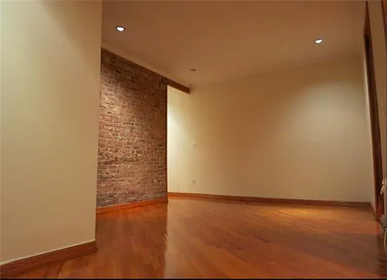 Rented by Mason Group LLC | media 33