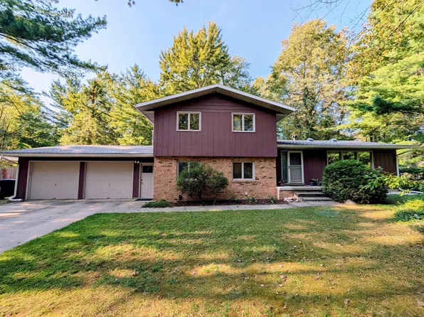 1111 Wildwood St, Midland, MI 48642