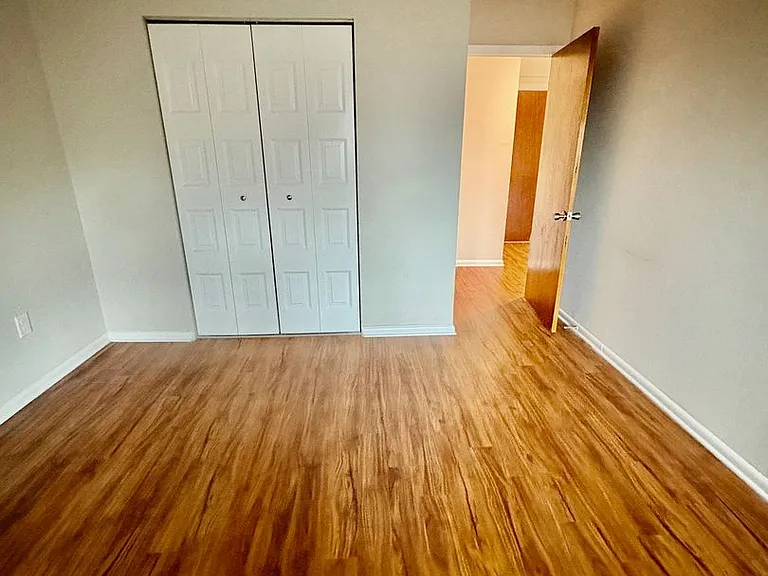 1 Stoneybrook Ln — Photo 13