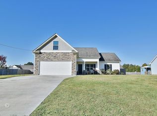 16 Churchhill Dr, Fort Mitchell, AL