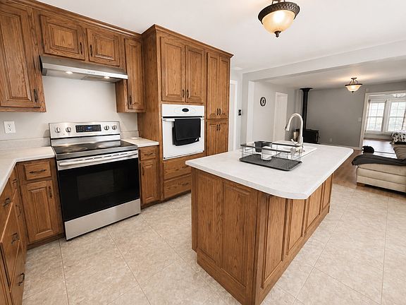 5th image of 2037 Tennessee St