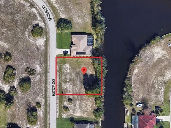 2nd image of 213 SW 26th Pl
