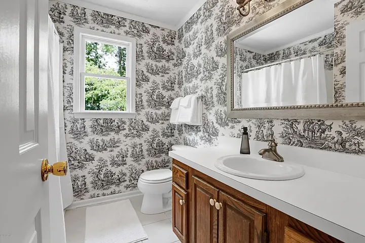 537 Aquarius Dr — Photo 19