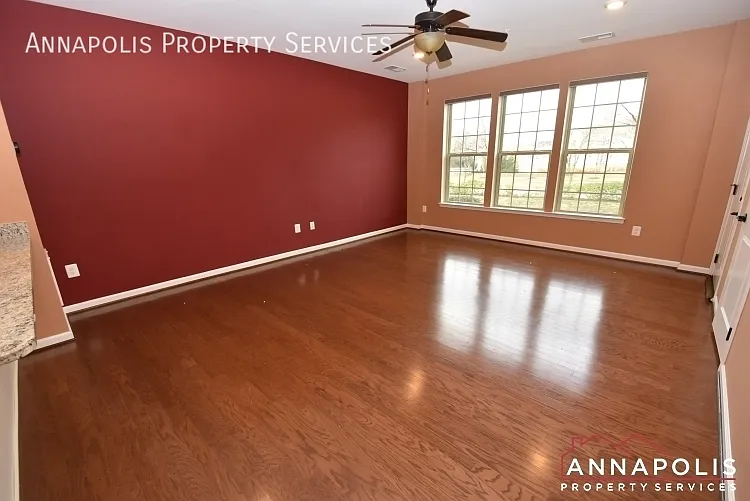 8040 Orchard Grove Rd — Photo 6