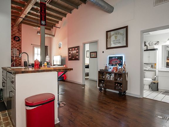 3rd image of 269 N Hull St APT 216