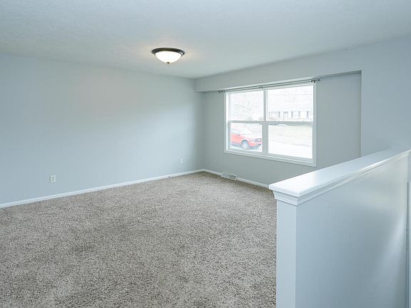 3rd image of 3119 Onondaga Ave
