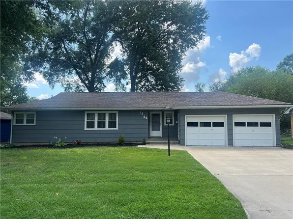 1208 S Murray Ave, Sedalia, MO 65301